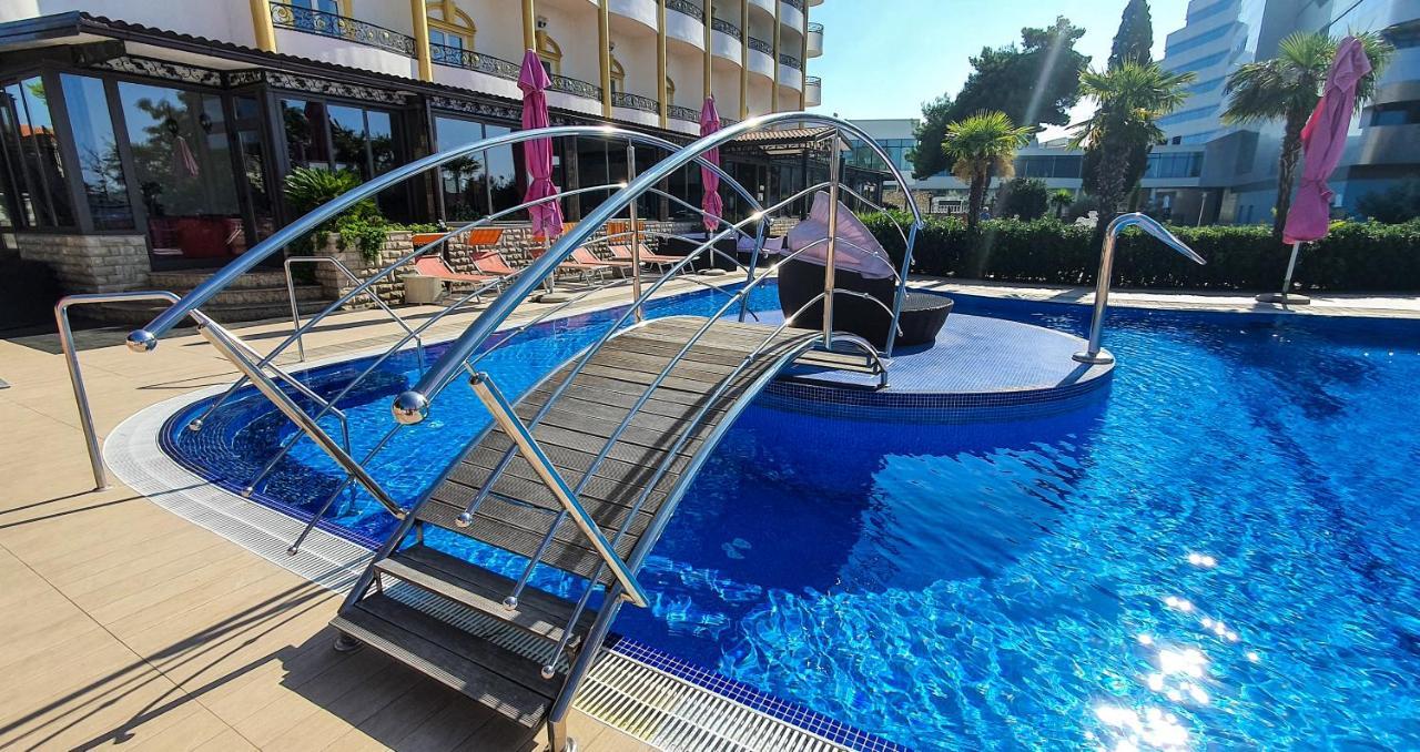 Hotel Miramare Vodice Dış mekan fotoğraf