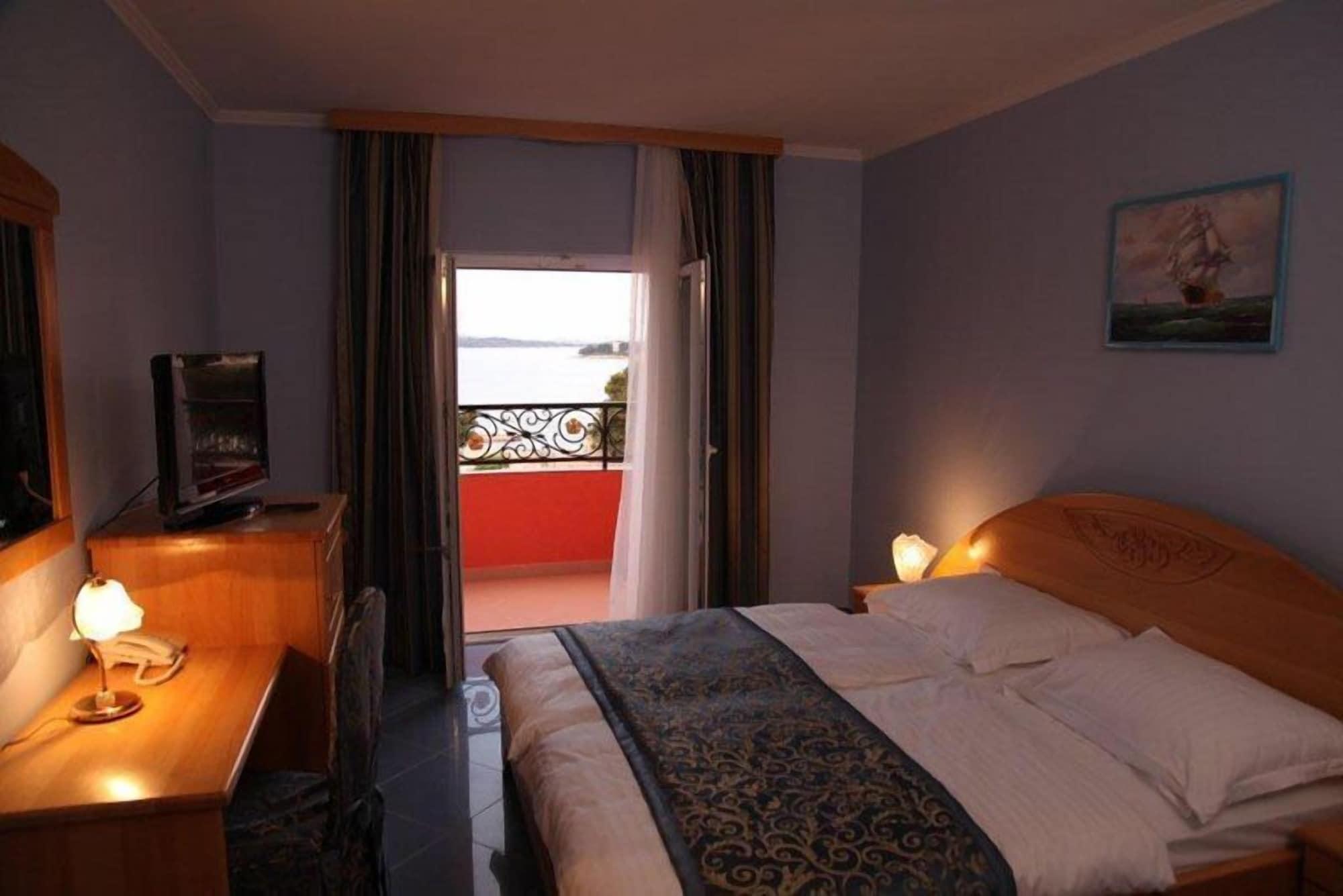 Hotel Miramare Vodice Dış mekan fotoğraf