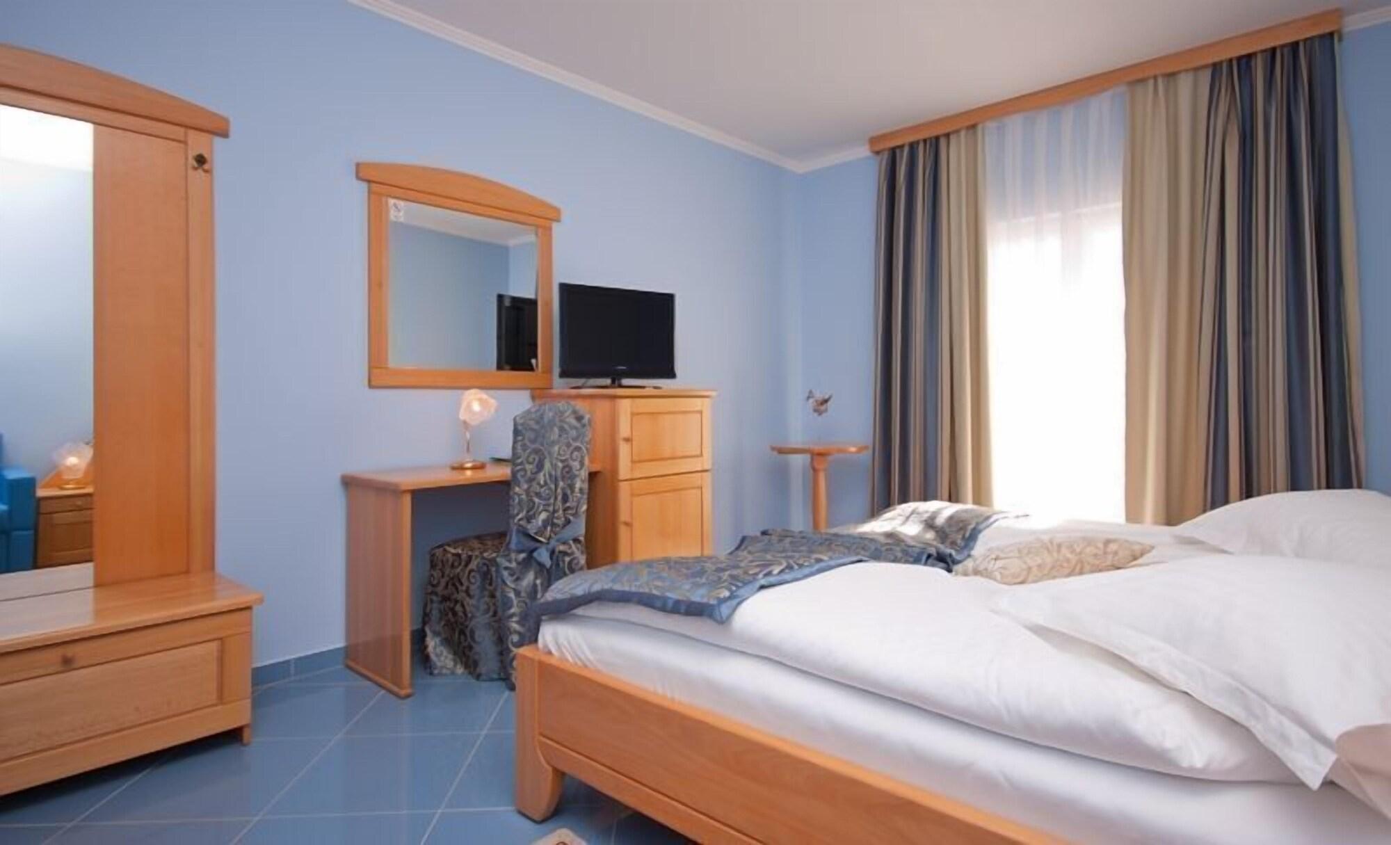 Hotel Miramare Vodice Dış mekan fotoğraf
