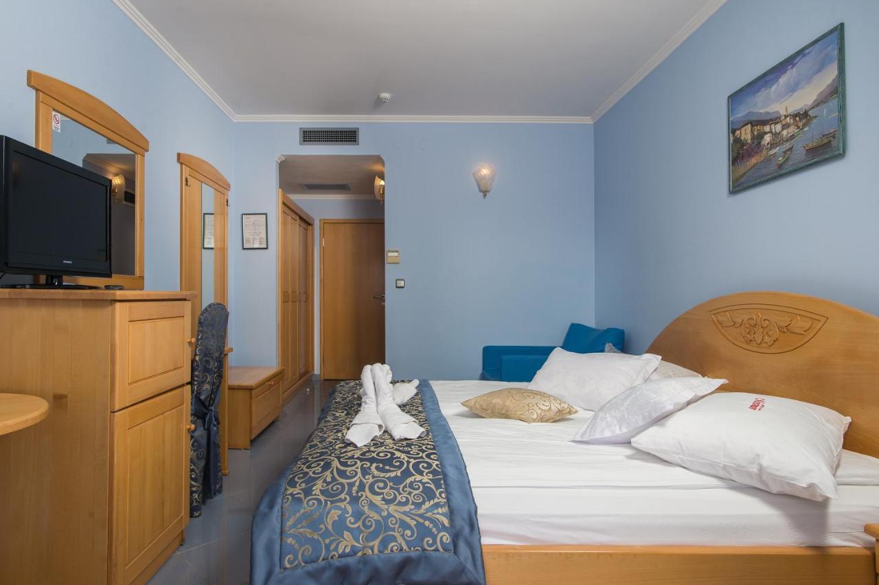 Hotel Miramare Vodice Dış mekan fotoğraf